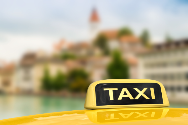 Torquay Taxi Img1